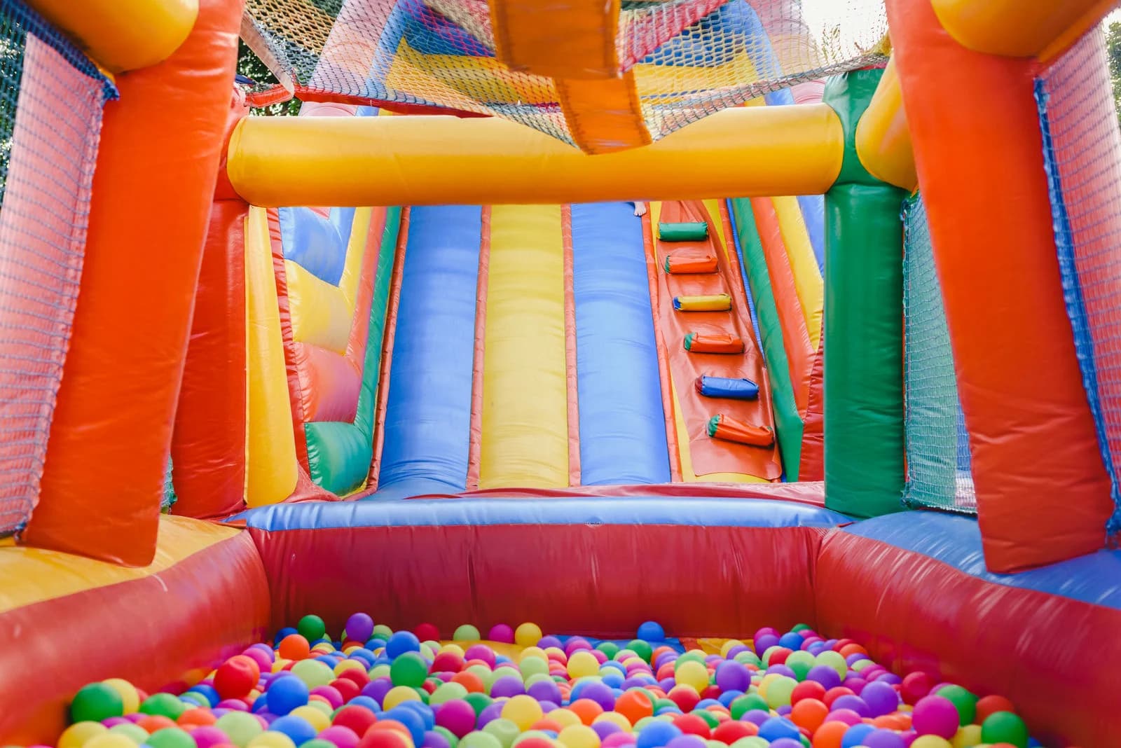 Bouncy_castle.webp
